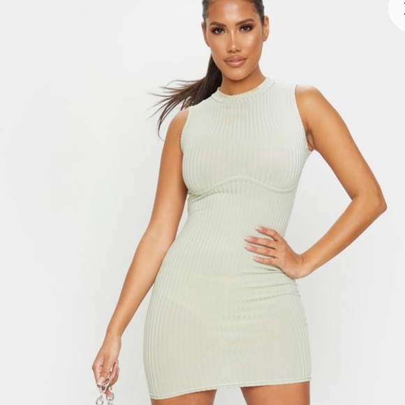 PrettyLittleThings Dress - Picture 1 of 8